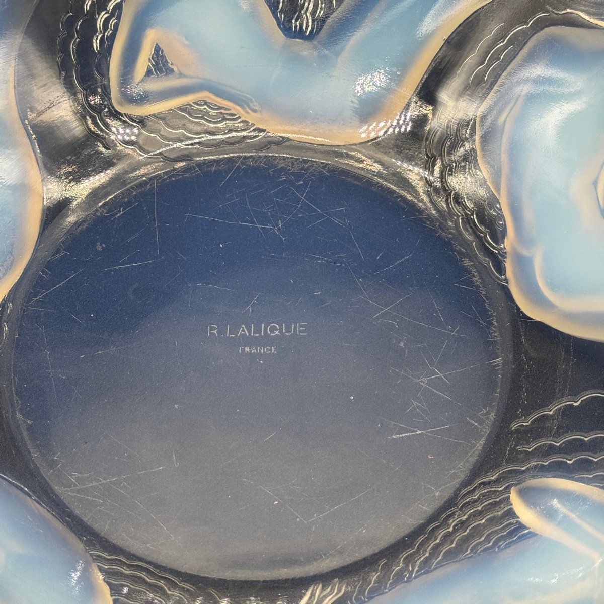 Une Coupe Calypso En Verre Opalescent De R.lalique-photo-4