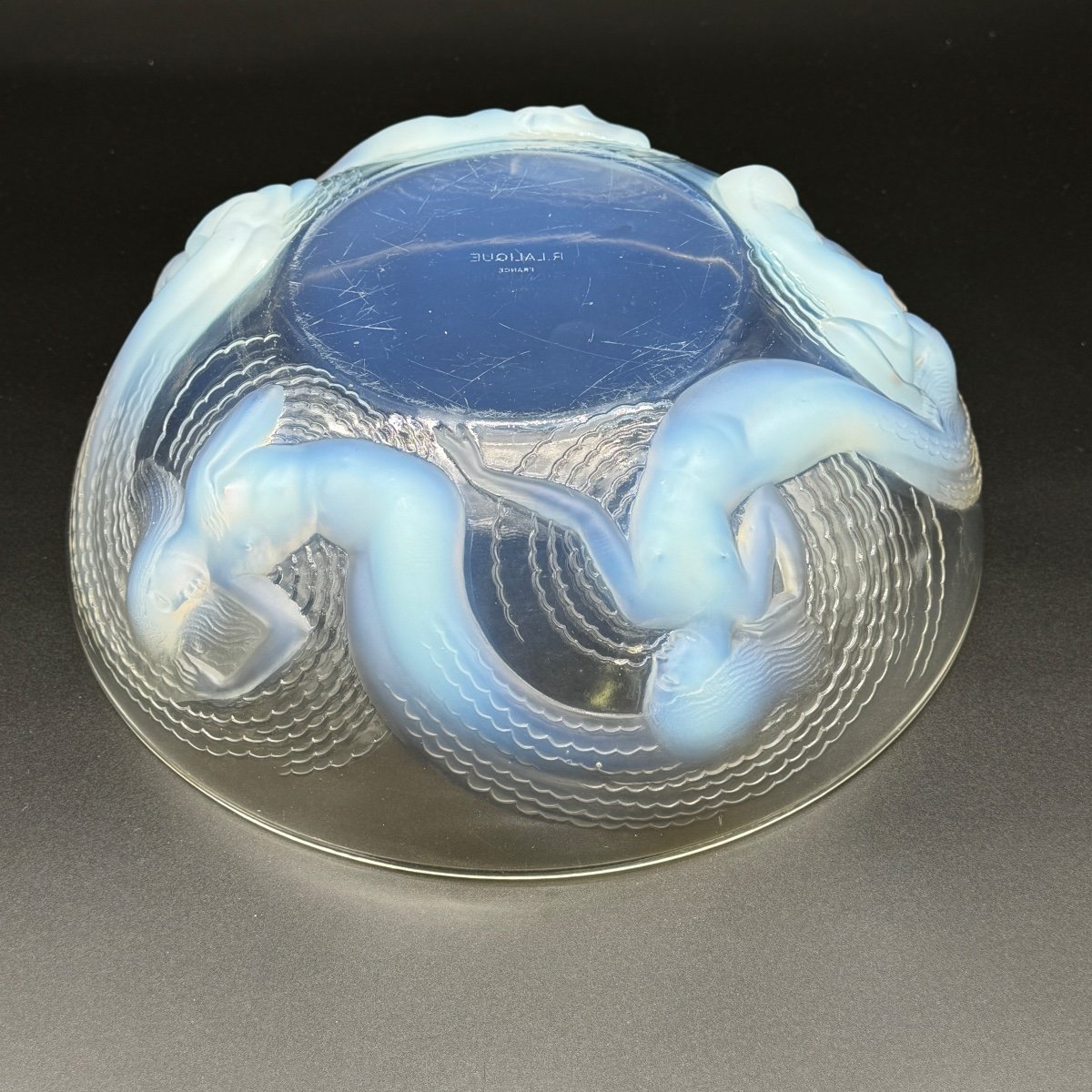 Une Coupe Calypso En Verre Opalescent De R.lalique-photo-2