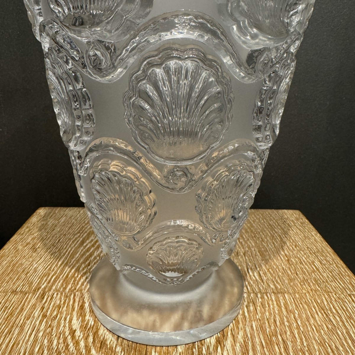 A Cancale Vase By R.lalique In White Glass.-photo-6