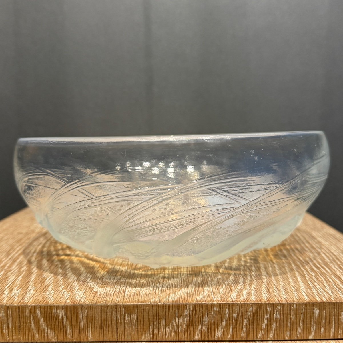 A Mermaids Bowl In Opalescent Glass By R.lalique -photo-3