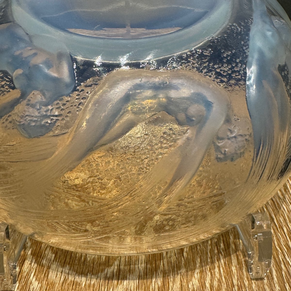 A Mermaids Bowl In Opalescent Glass By R.lalique -photo-1