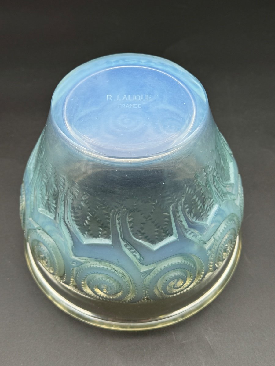 A Rennes Vase In Opalescent Glass By R.lalique-photo-4