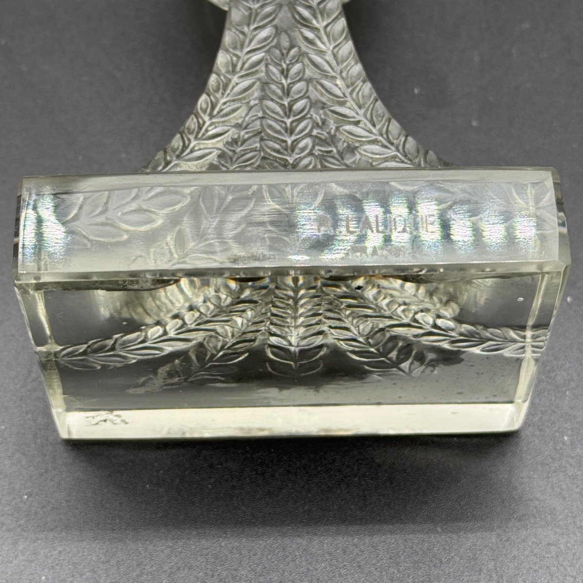 Une Paire De Bougeoirs Rameaux De R.lalique-photo-1