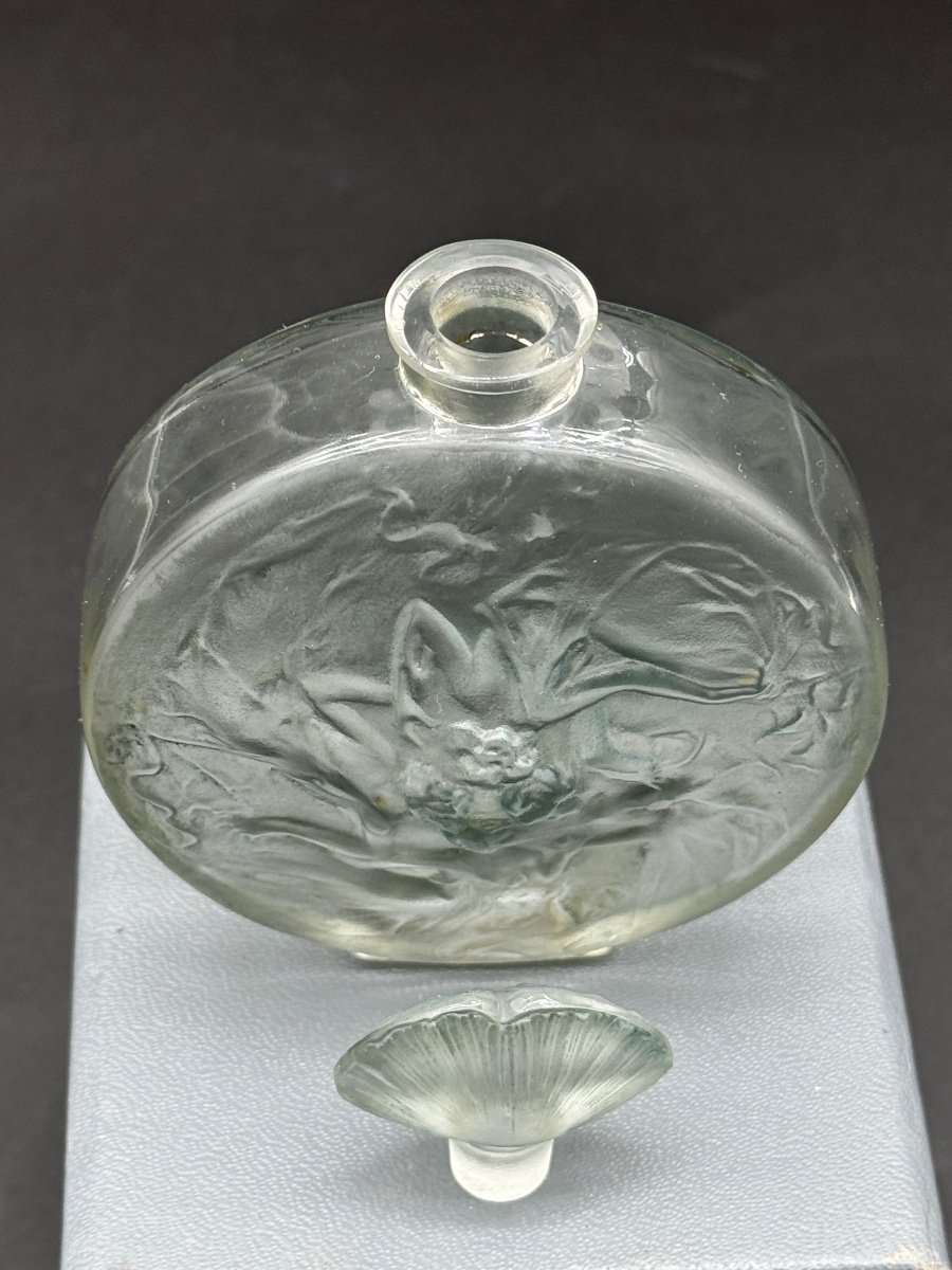 A Glass Rosace Perfume  Bottle By R.lalique-photo-6