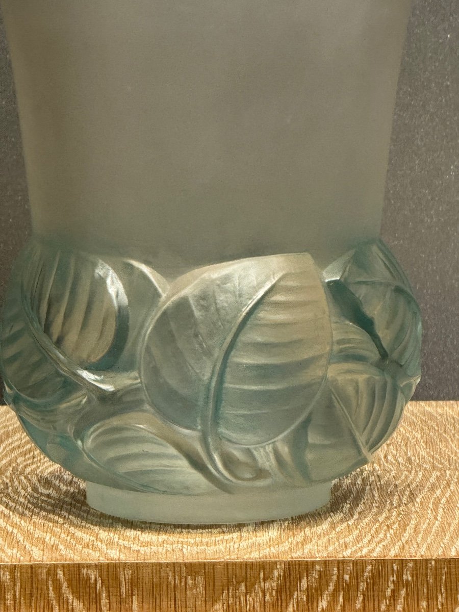 A Lilac Vase By R.lalique-photo-2