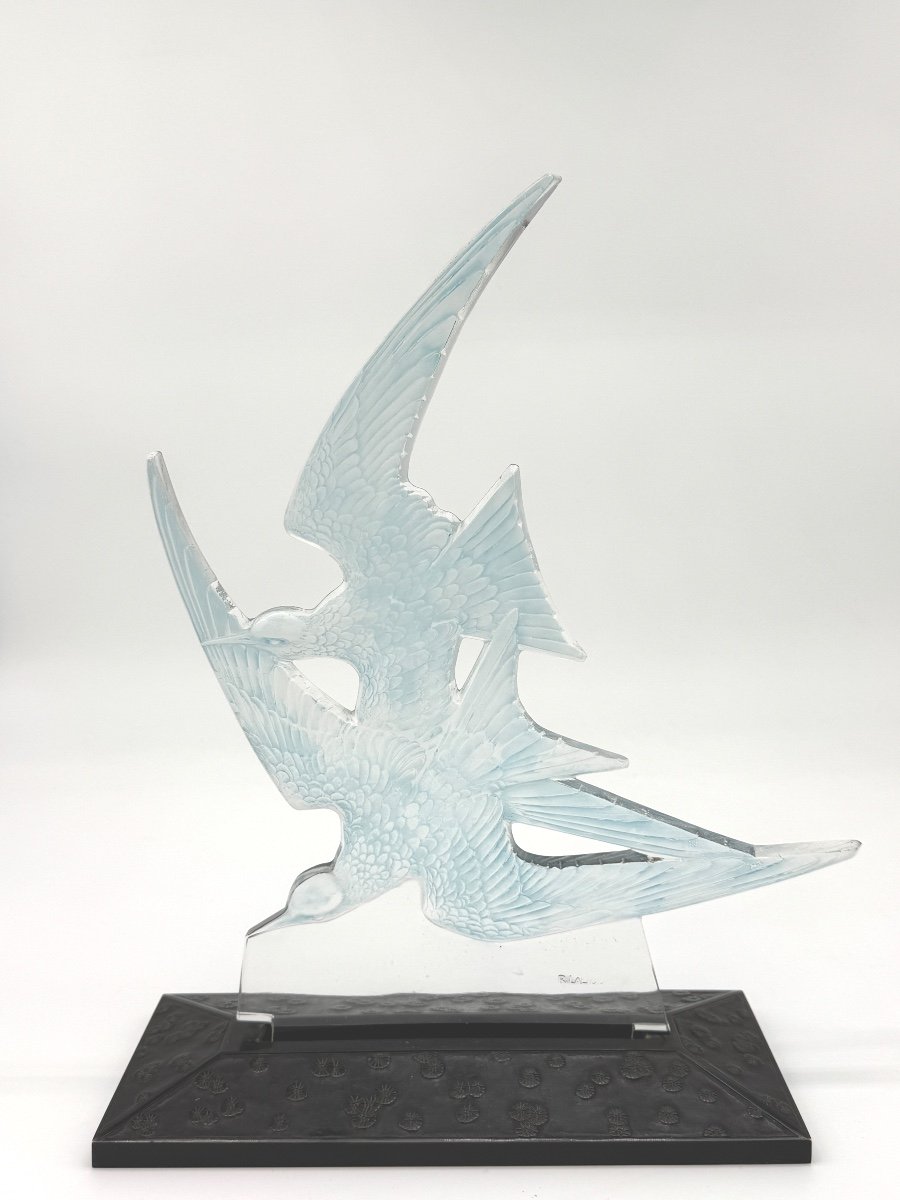 A Swallows Decorative Motif By R.lalique