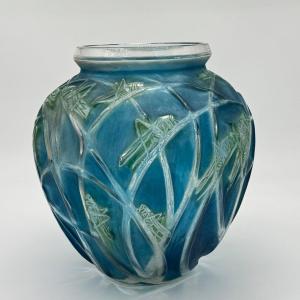 A Grasshopper Vase By R.lalique