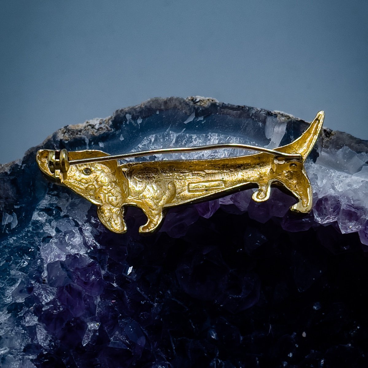 Dachshund Brooch In 18 K Gold-photo-2