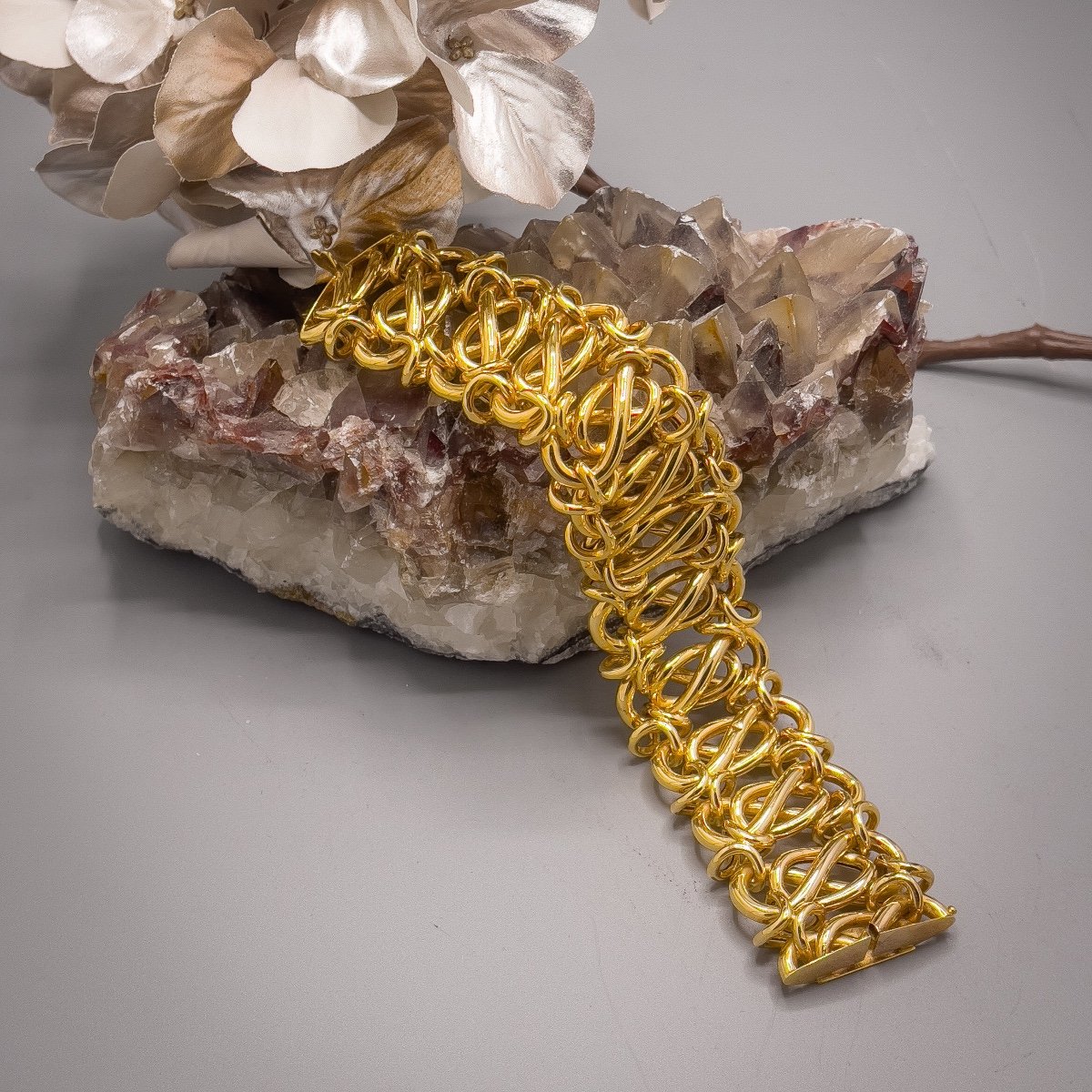 Splendid Wide Bracelet In 18k Yellow Gold