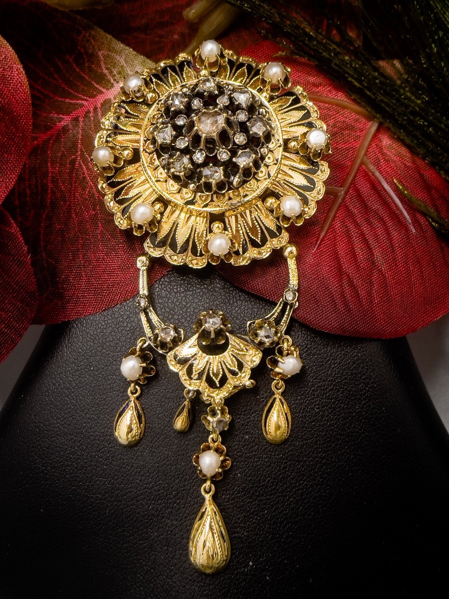 Napoleon III Brooch In 18 K Gold Set With Rose-cut Diamonds-photo-2