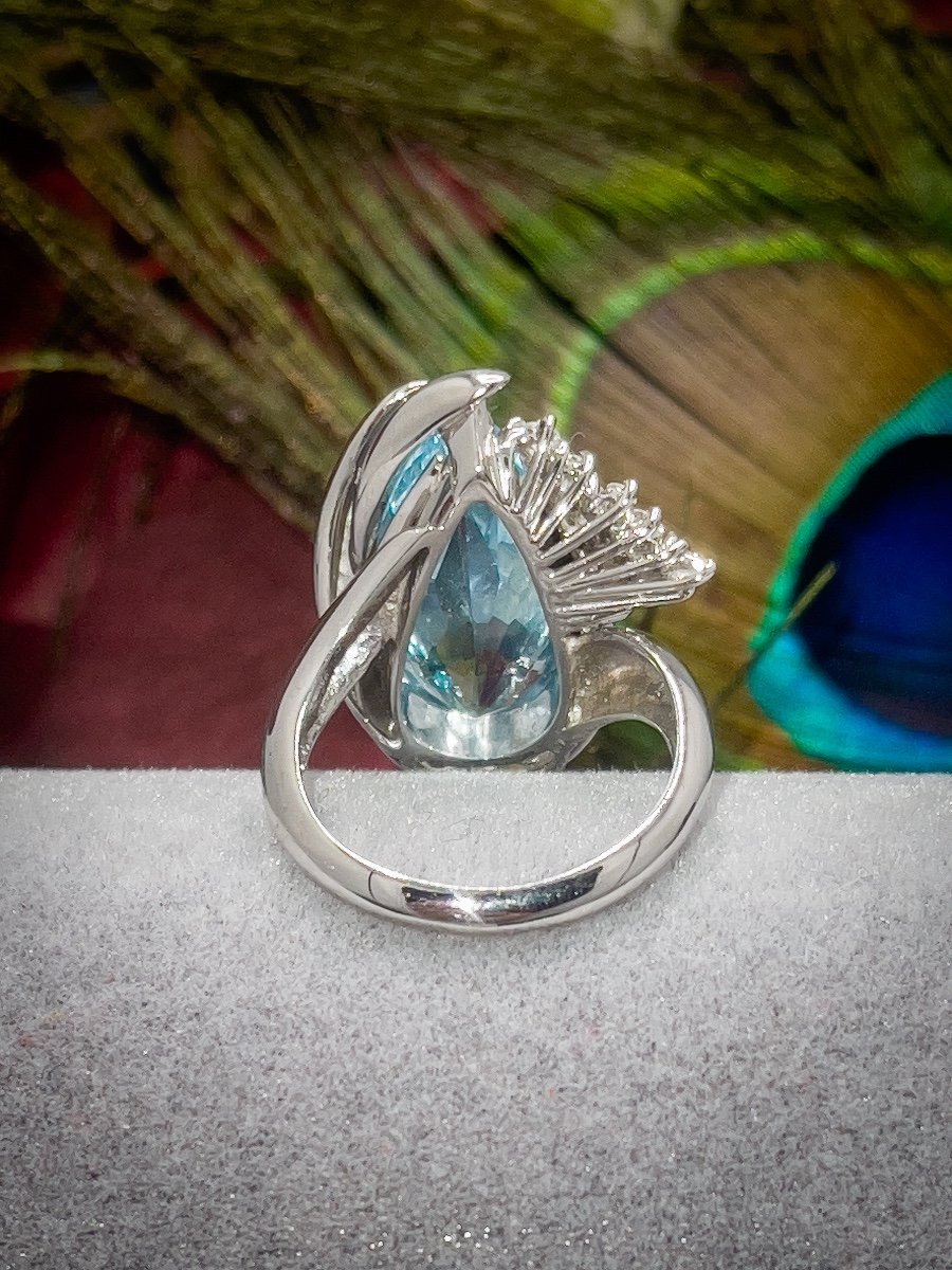 18 K White Gold Ring Set With An 8.5 Carat “pear” Aquamarine-photo-3