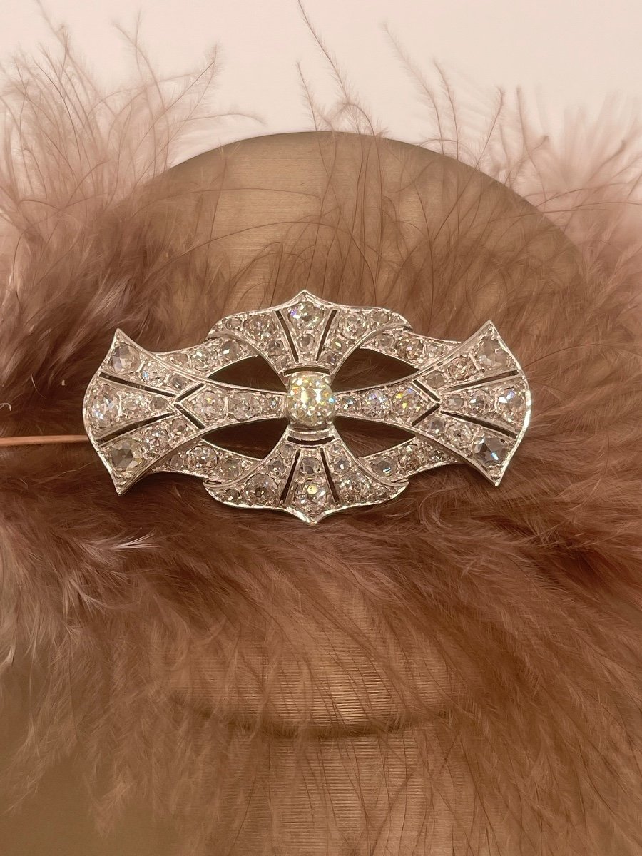 Art Deco Brooch In Platinum Set With Old Cut Diamonds-photo-2