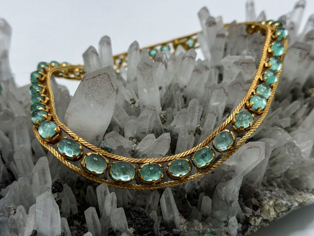 Necklace In 18k Yellow Gold Set With Emeralds-photo-3