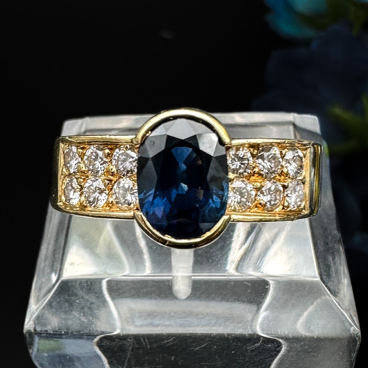 Vintage Sapphire And Diamond Ring-photo-2