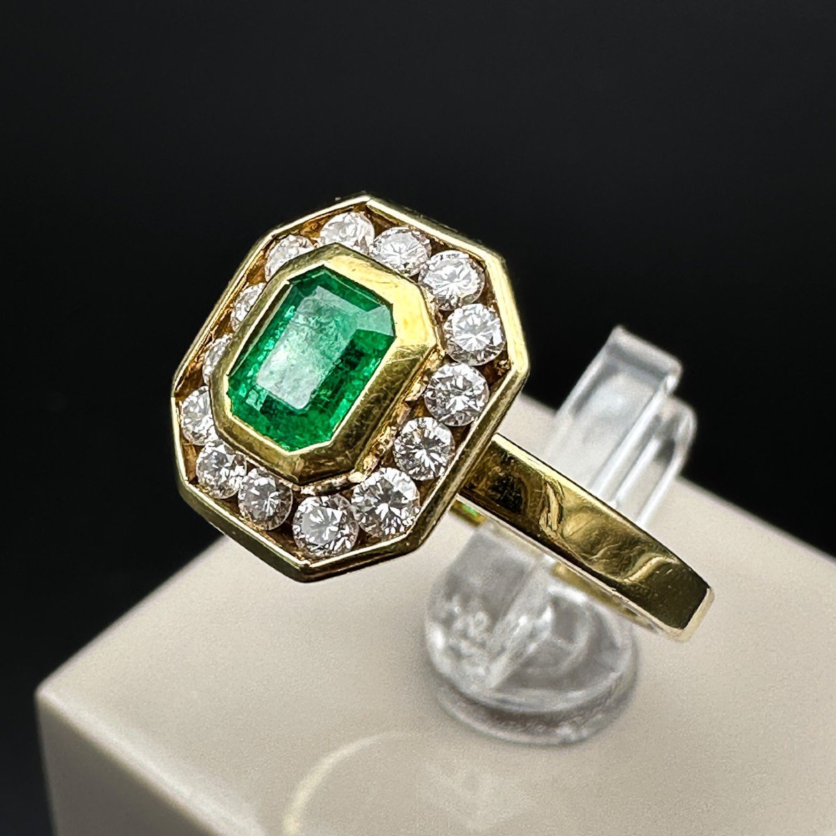 Vintage Emerald And Diamond Ring-photo-3