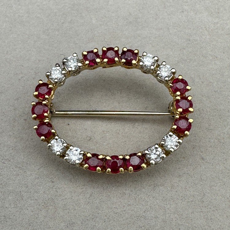 Oval Brooch Set With Rubies And Diamonds-photo-2