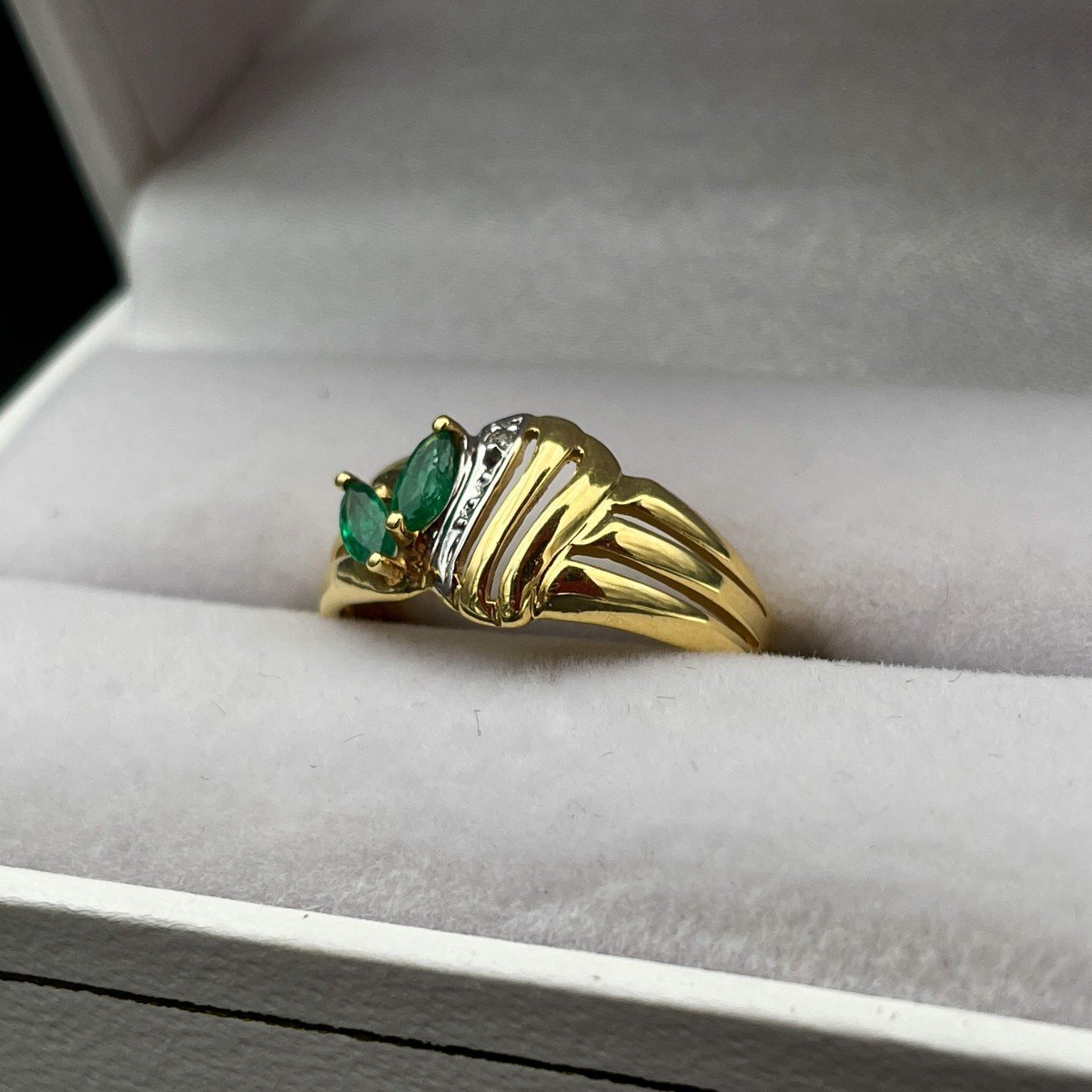 Marquise Emerald And Diamond Ring-photo-4