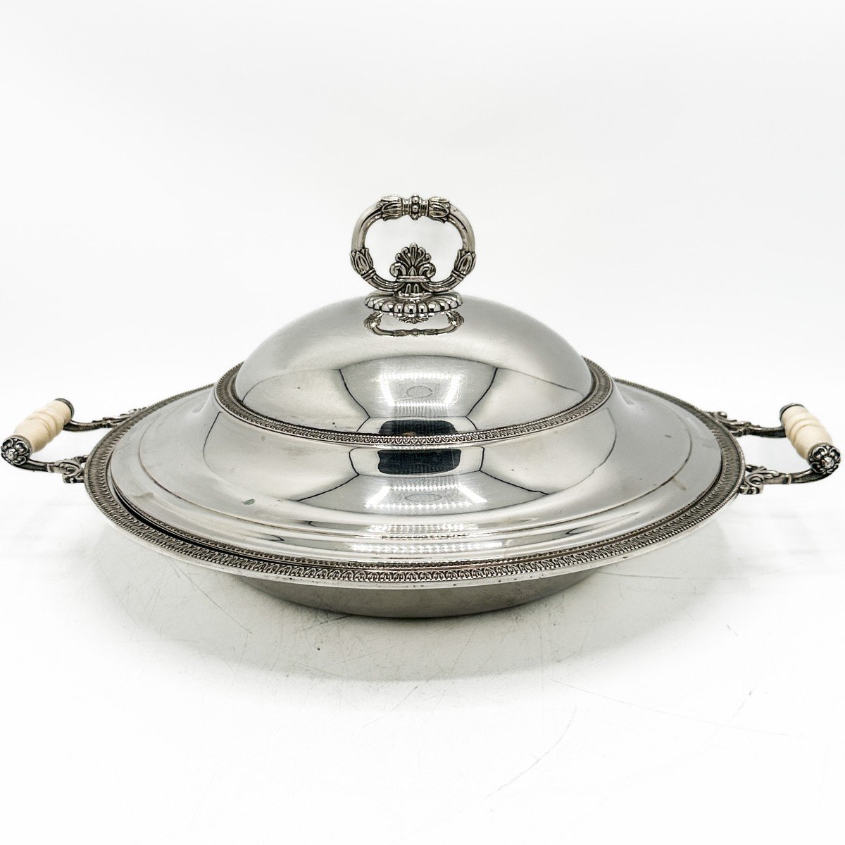 Imposing Vegetable Dish In Solid Silver 800/1000 Italian Work From The 30s In Empire Style 