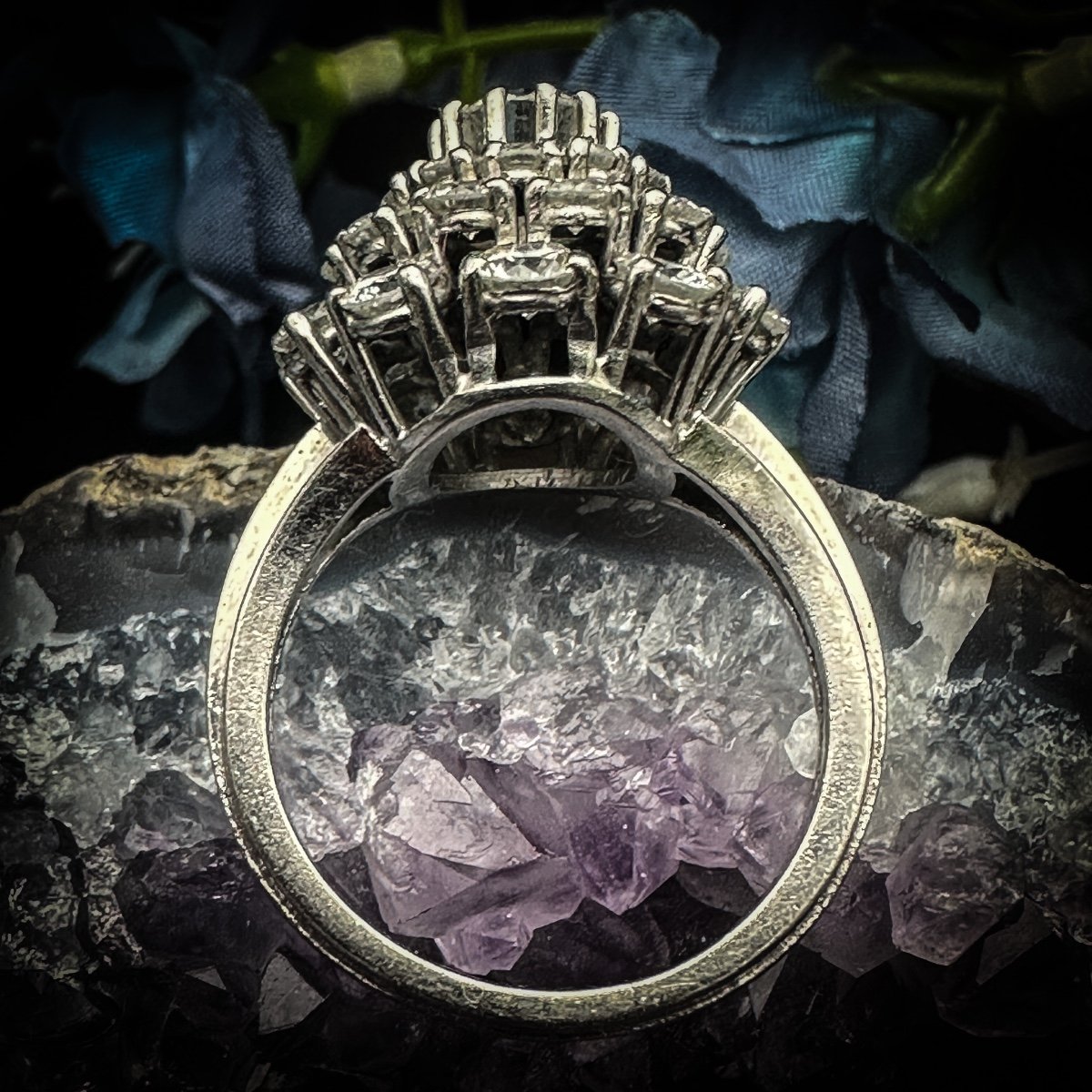 “dome” Ring Fully Set With Diamonds For 4.30 Carats Platinum Setting.  -photo-4