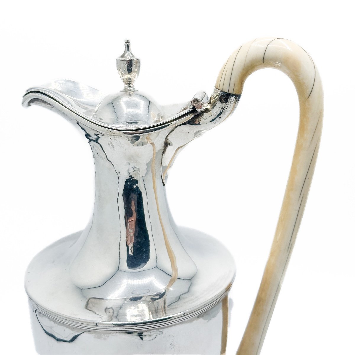  Elegant 18th Century Solid Silver Jug-photo-2