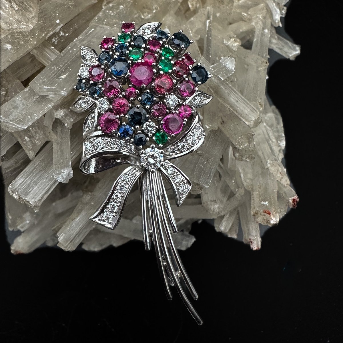 Broche “tutti Frutti” En Or Blanc 18 Carats – Travail Des Années 50-60  Exceptionnelle Broche “-photo-4