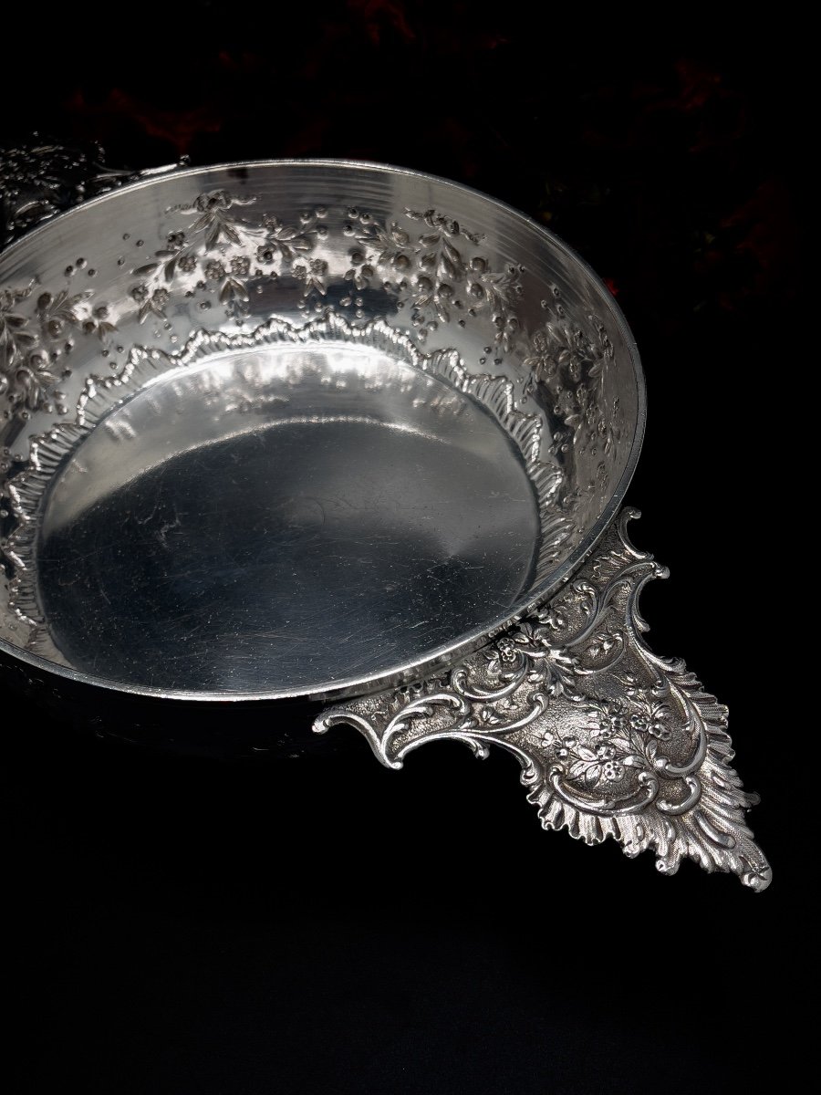 Large Engraved And Repoussé Sterling Silver Bowl-photo-1