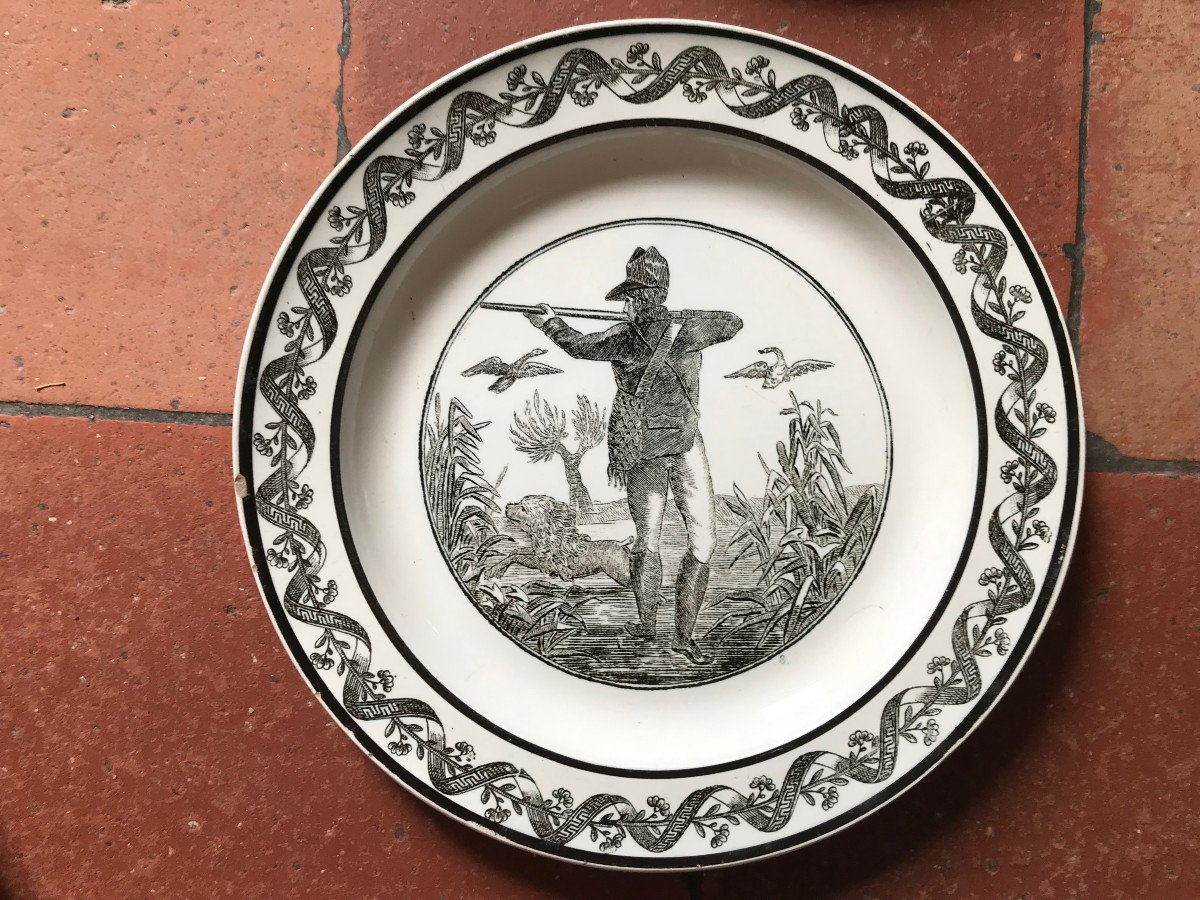 Set Of 12 Creil Hunting Plates, Early 19th Century-photo-2