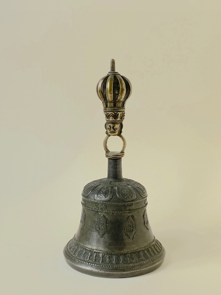 Proantic: Cloche tibétaine, 19 cm, circa XIX ème