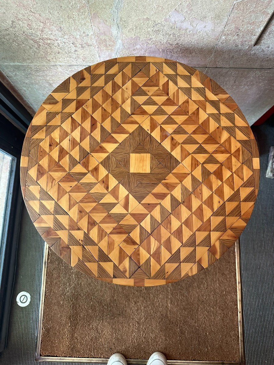 Marquetry Coffee Table. 20th Century.-photo-2