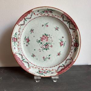 Plat en porcelaine du Compañía de Indias. XVIIIe siècle.