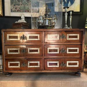 Aragonese (spanish) Cabinet From The 18th Century. Walnut And Bone.