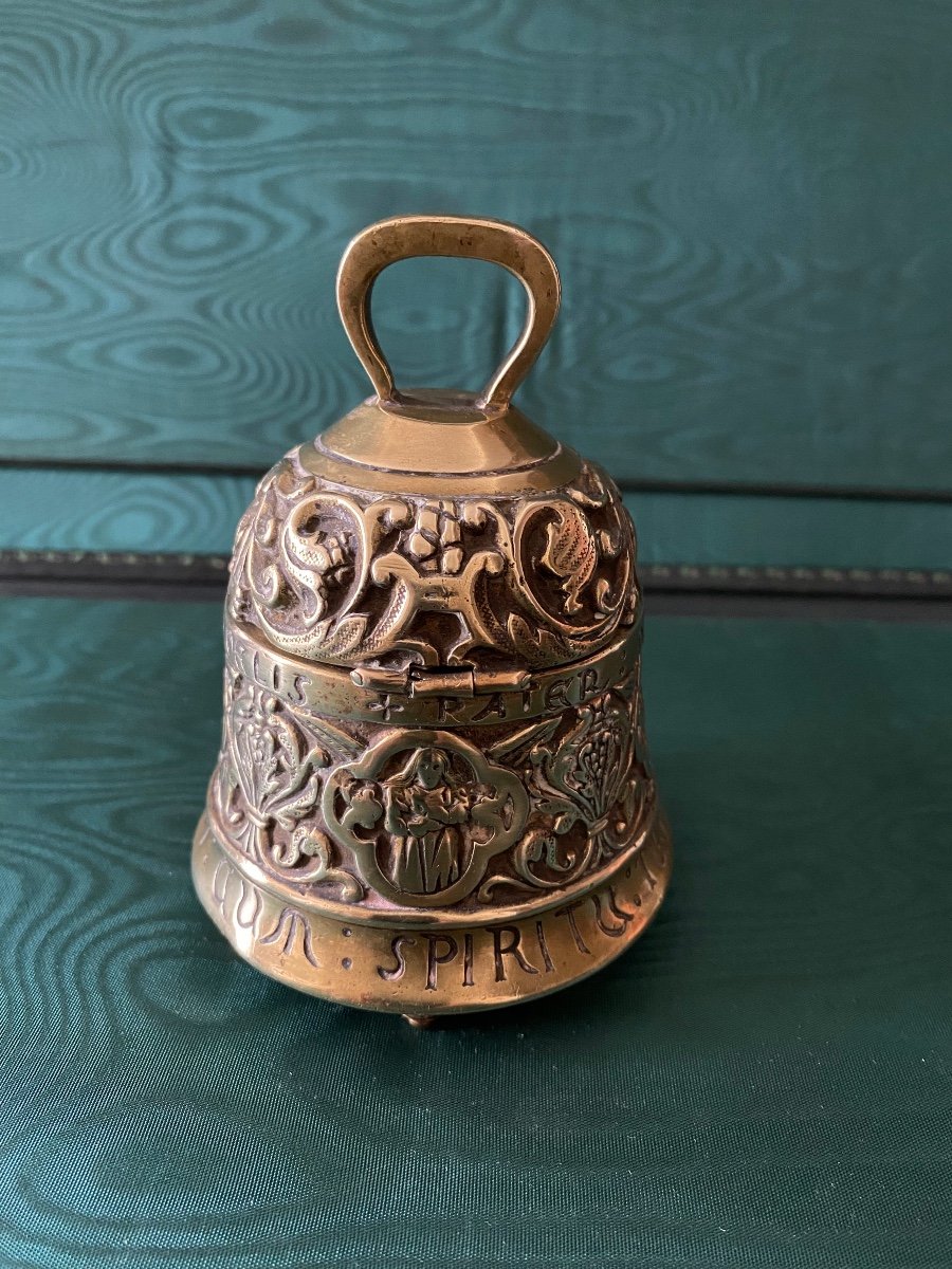 Bell Shaped Bronze Desktop Inkwell-photo-2