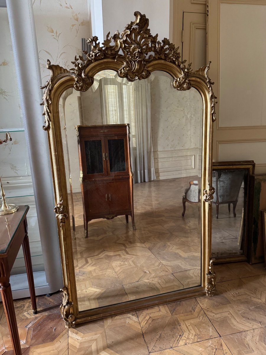 Grand Miroir Doré à La Feuille 