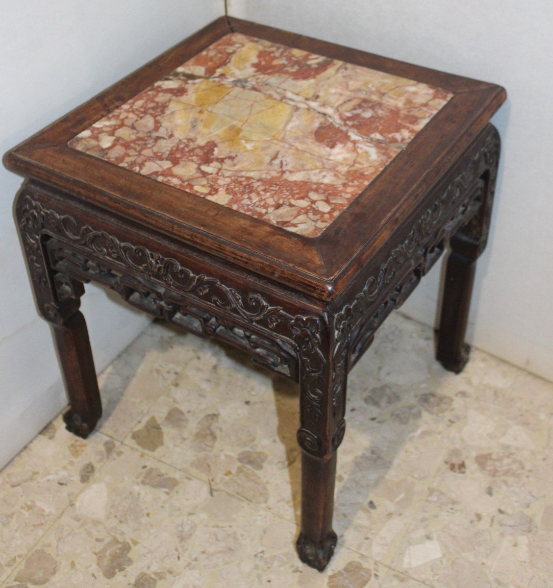 Low Hardwood Square Chinese Stand, Chine 19th Century