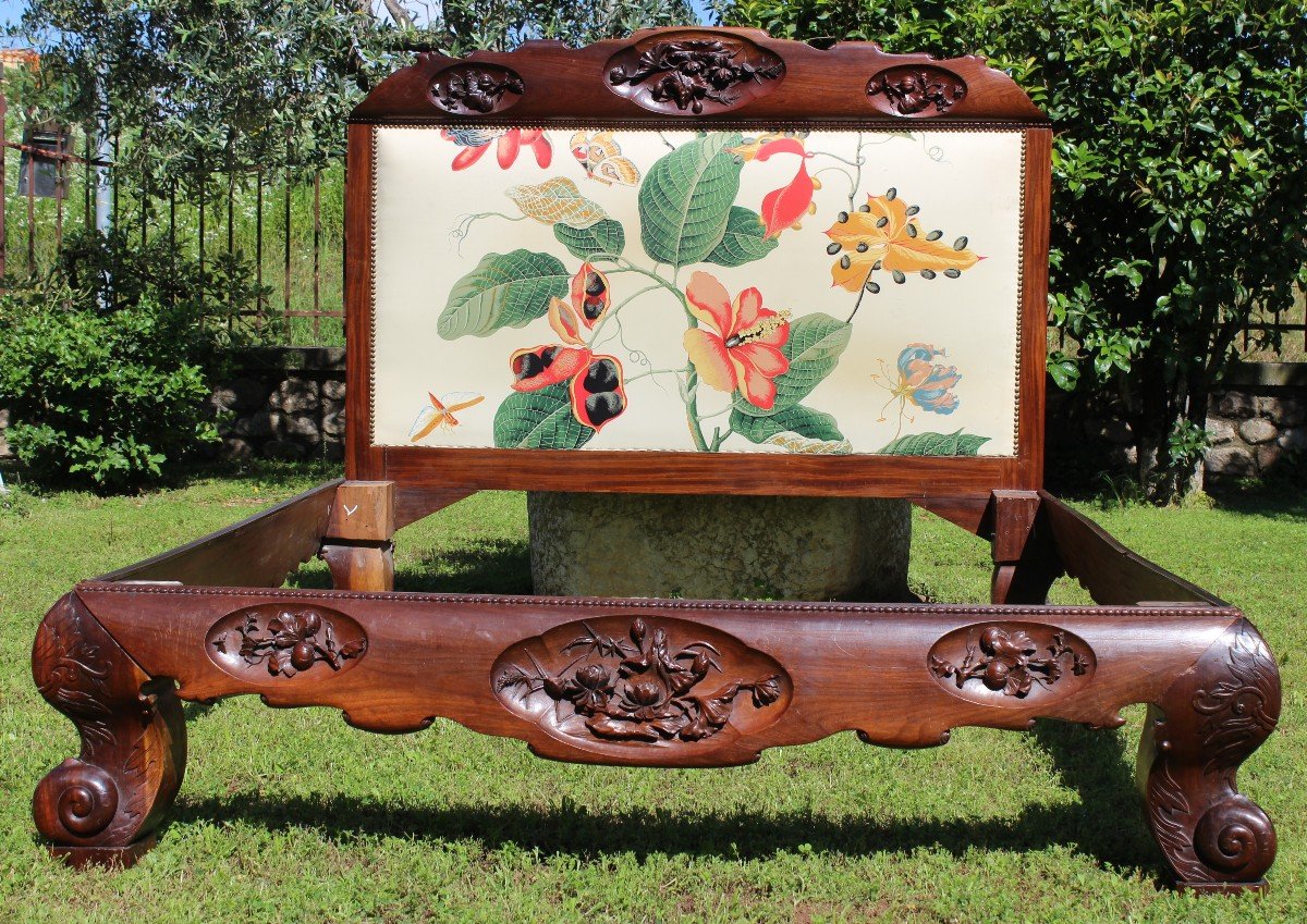 Asian Bed In Exotic Wood, South China Or Vietnam, Circa 1920s.