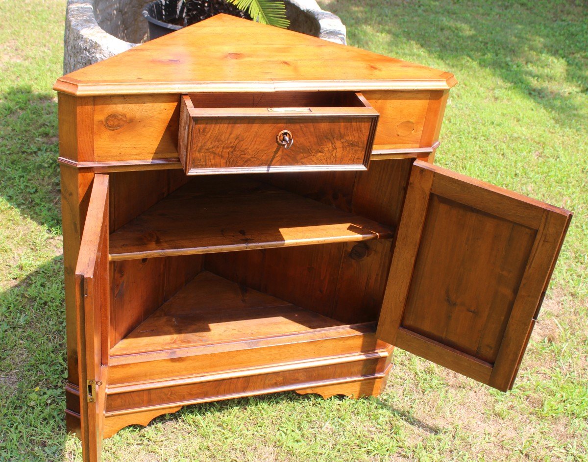 Small Corner In Walnut Wood, 19th Century.-photo-3