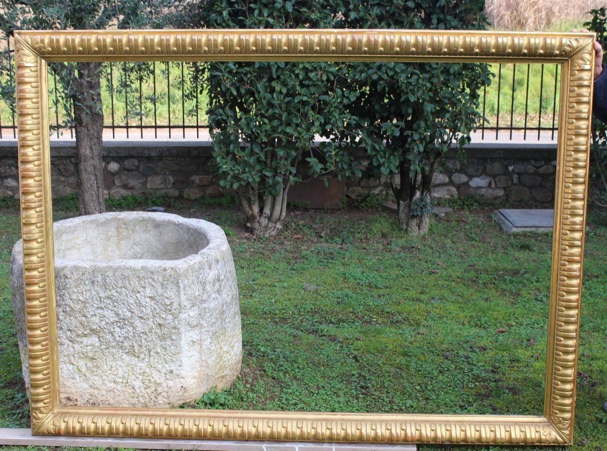 Tres Grand Cadre En Bois Sculptè Et Dorè, Italie Deuxieme Moitiè Du XIX Siecle.