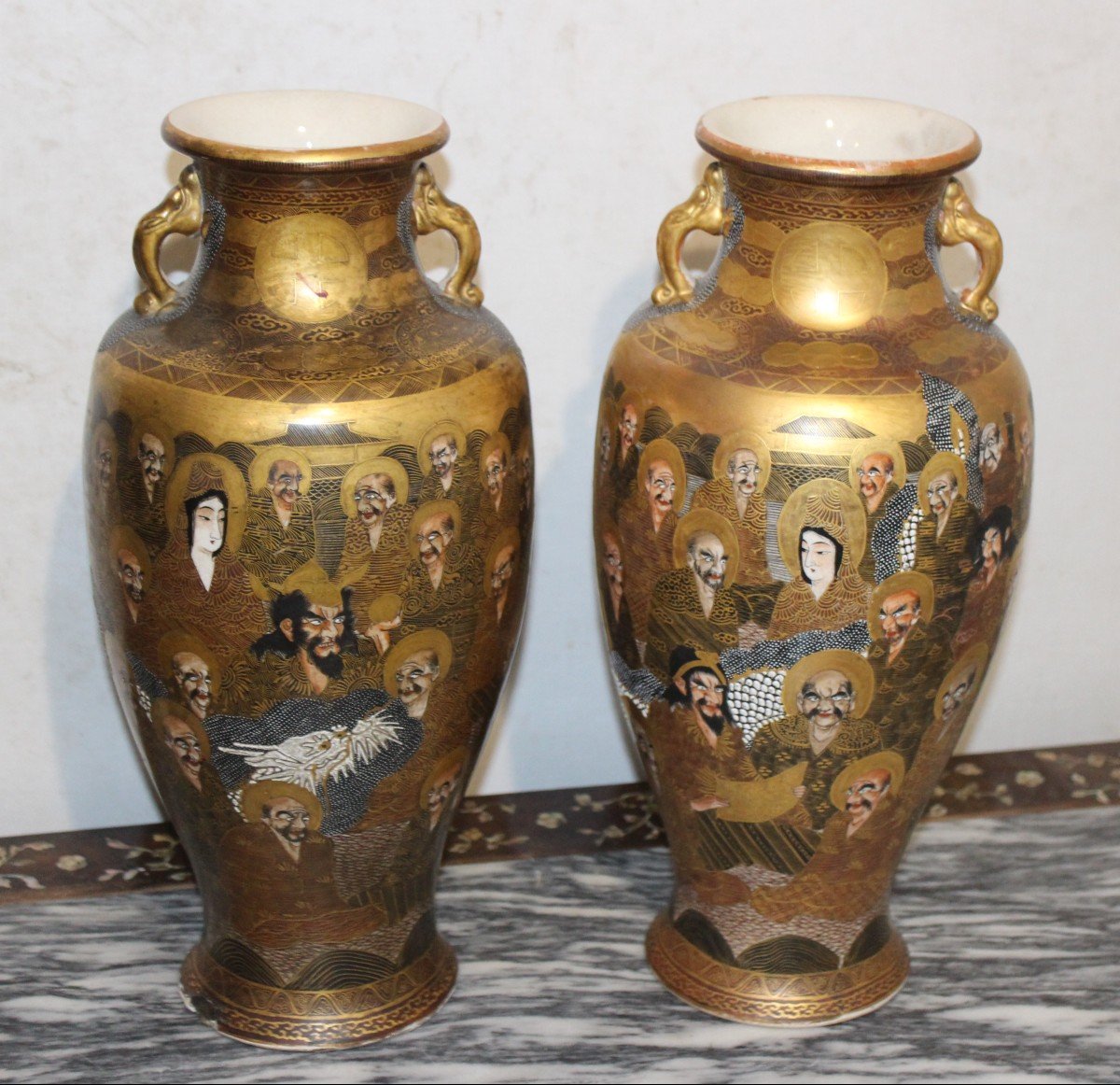 Paire Des Vases Japonais Satsuma, Meiji Period XIX Siecle.