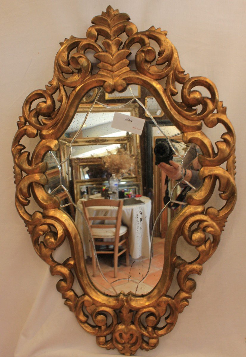 Italian Mirror Carved, Openwork, Contoured And Gilded Wood 52 X 82 Cm-photo-1