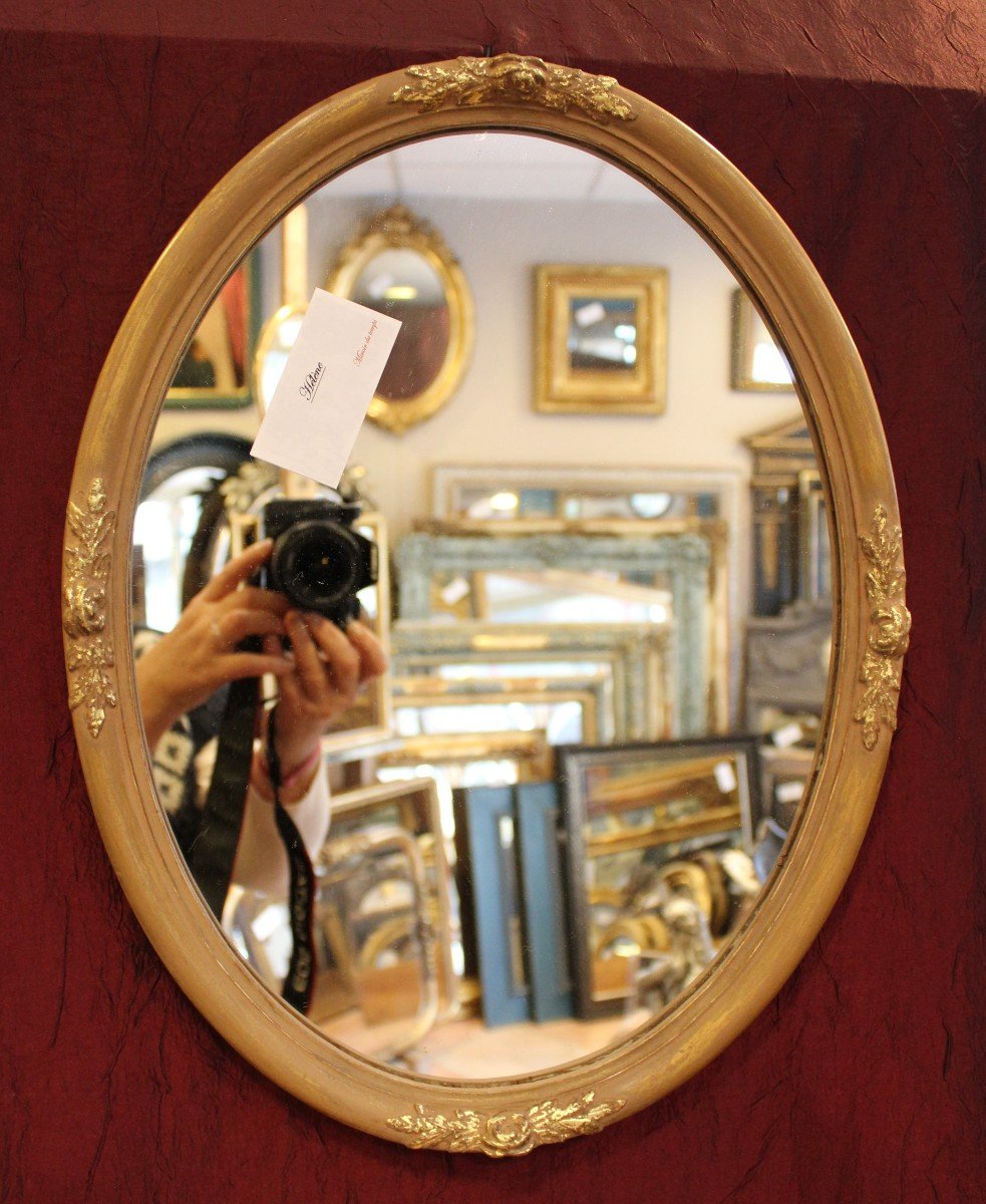 34 X 44 Cm, Pair Of Oval Mirrors With Patina And Gold Leaf-photo-2