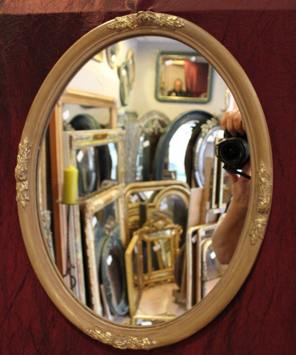 34 X 44 Cm, Pair Of Oval Mirrors With Patina And Gold Leaf-photo-3