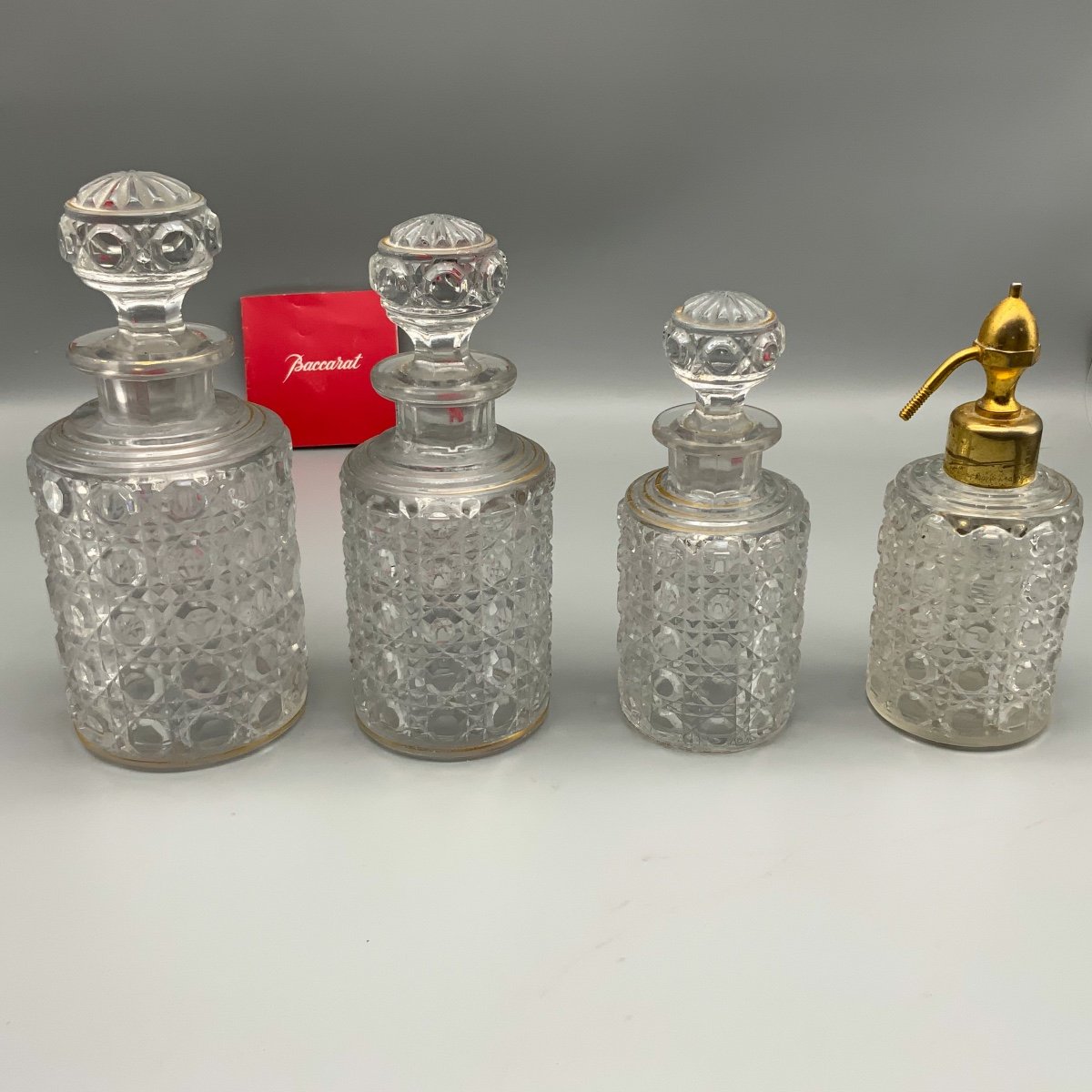 Baccarat Garniture De Toilette Diamants Pierreries Filets Dorés