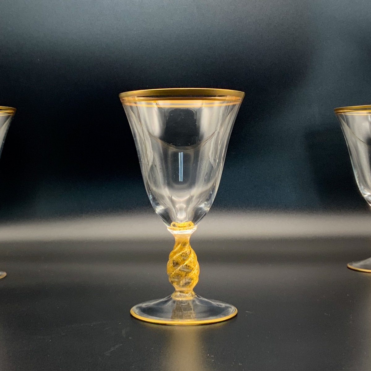 Murano 6 Wine Glasses, Blown Glass With Gold Inclusions-photo-3