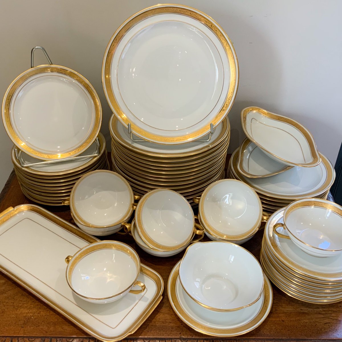 Service De Table Porcelaine De Limoges 53 Pièces 