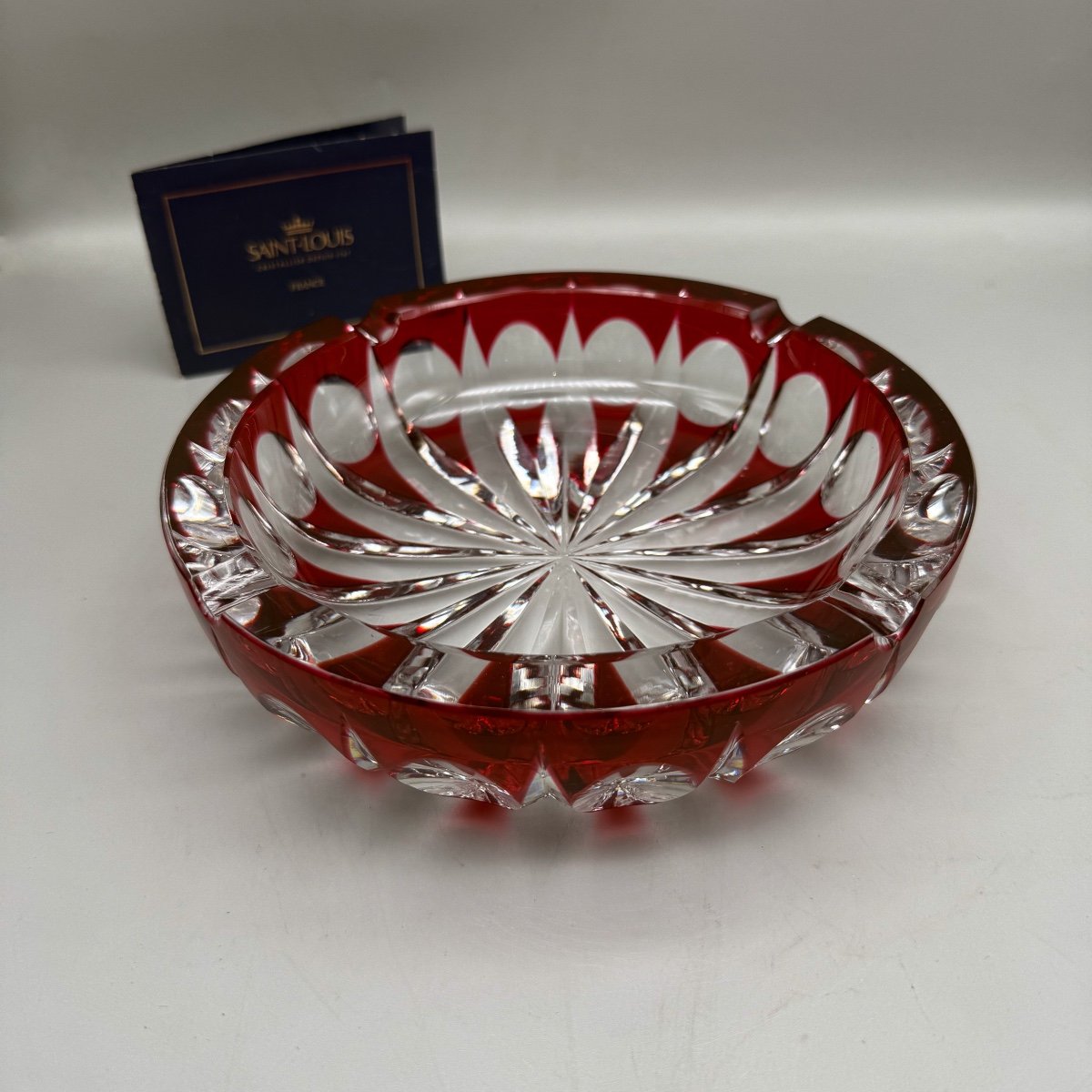 Saint Louis Ambassador Ashtray -photo-2