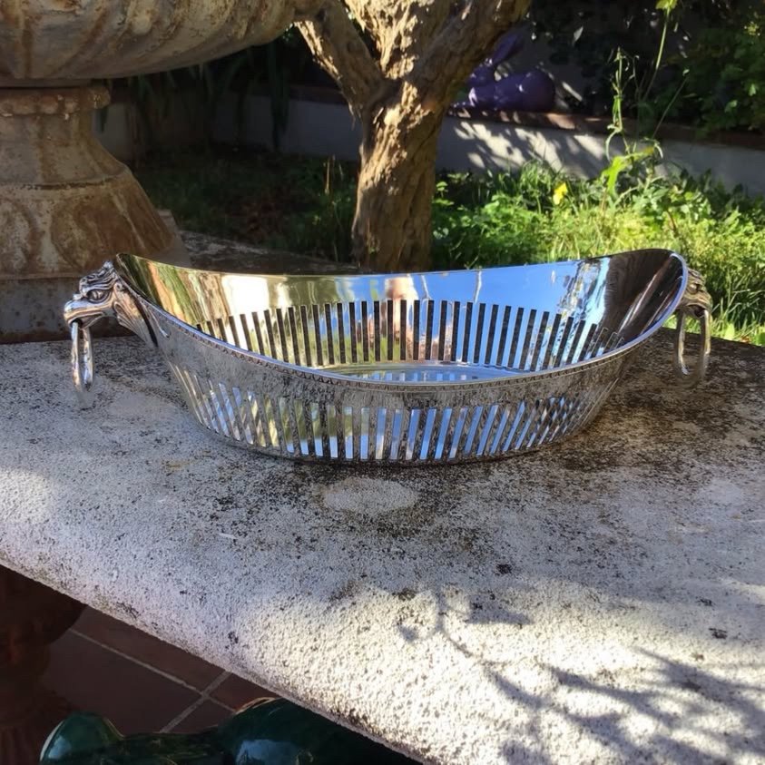 Silver Metal Basket With Eagle Heads-photo-2