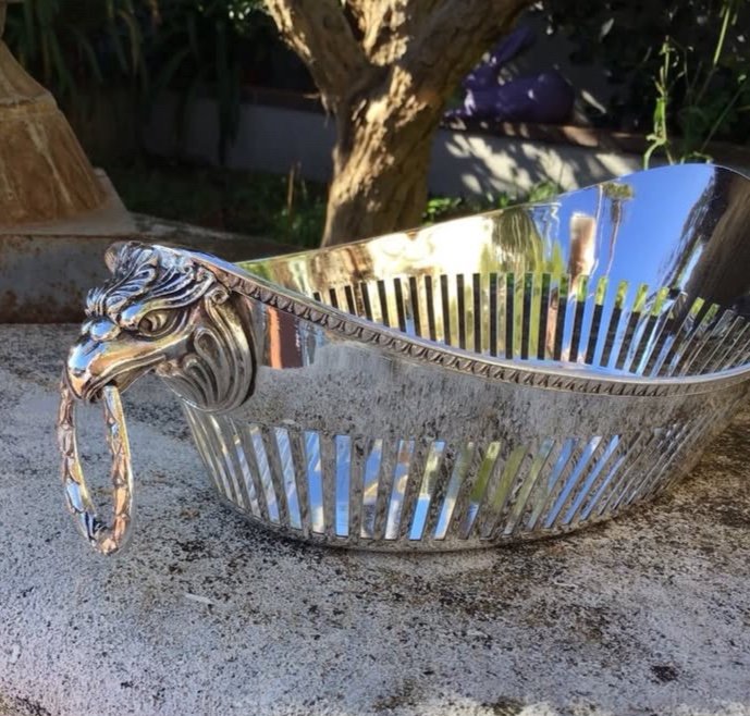 Silver Metal Basket With Eagle Heads