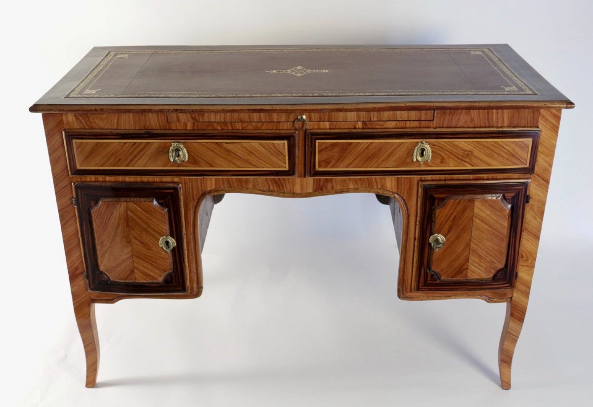 French Transition Louis XV-louis XVI Period Rosewood Desk Circa 1770-photo-1