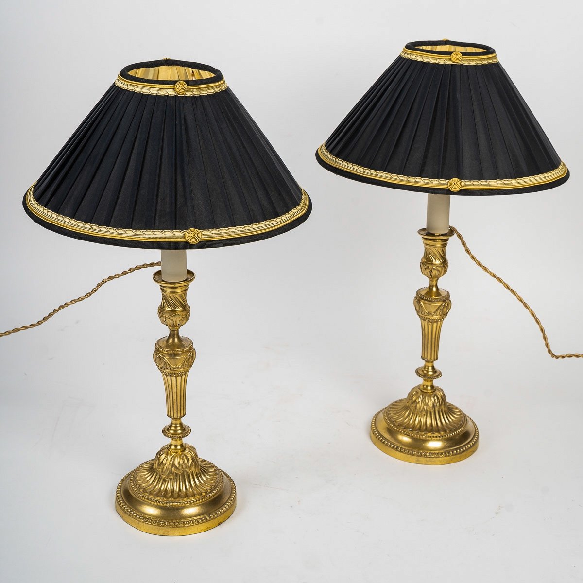 A Pair Of Louis XVI Period Finely Chiseled Gilt Bronze Candlesticks Mounted As Lamps-photo-2