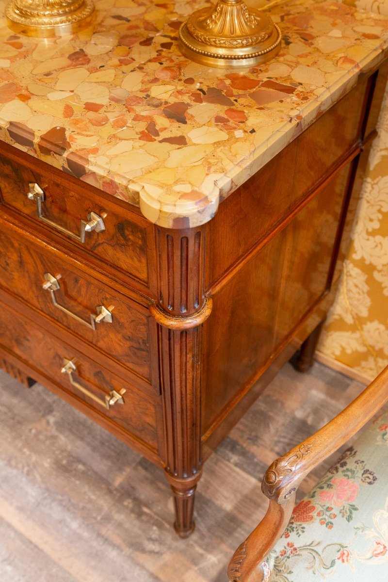 Commode En Noyer Ronceux D’époque Louis XVI Estampillée De Jean-baptiste Courte (1749-1843)-photo-4